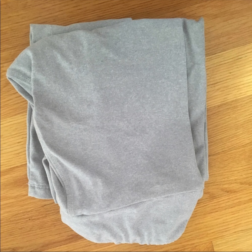 ⚪️grey LulaRoe leggings⚪️